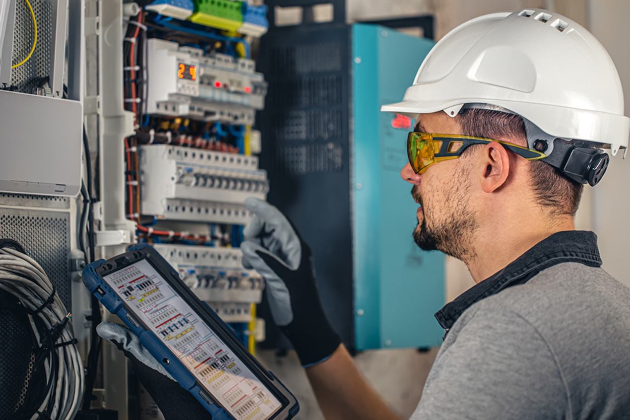 Industrie und Gewerbe bei Antel Elektrotechnik GmbH in Freystadt